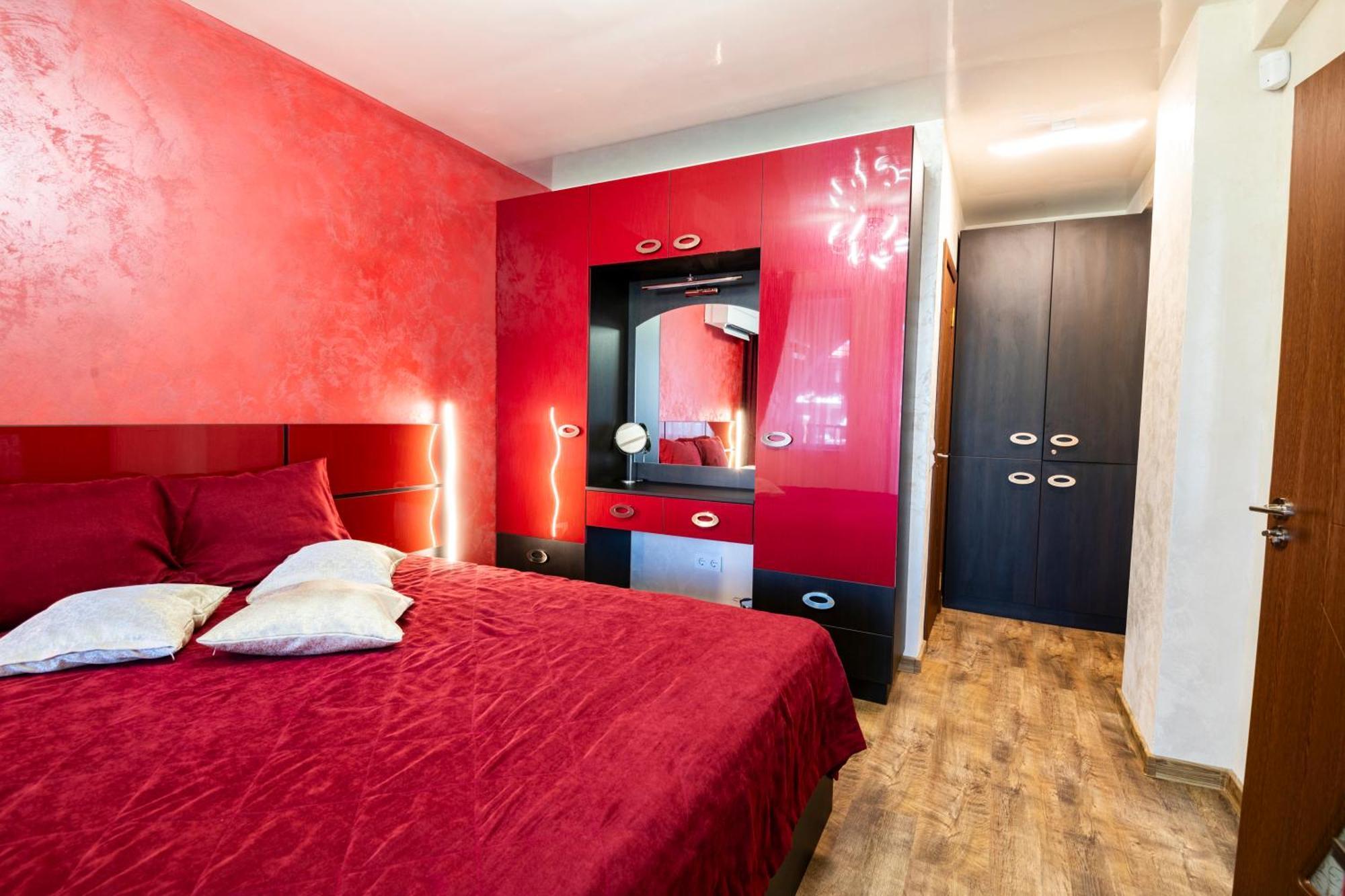 Luxe Apartment Grand Monastery In Pamporovo Exterior photo